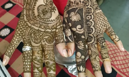 Mehndi artistica